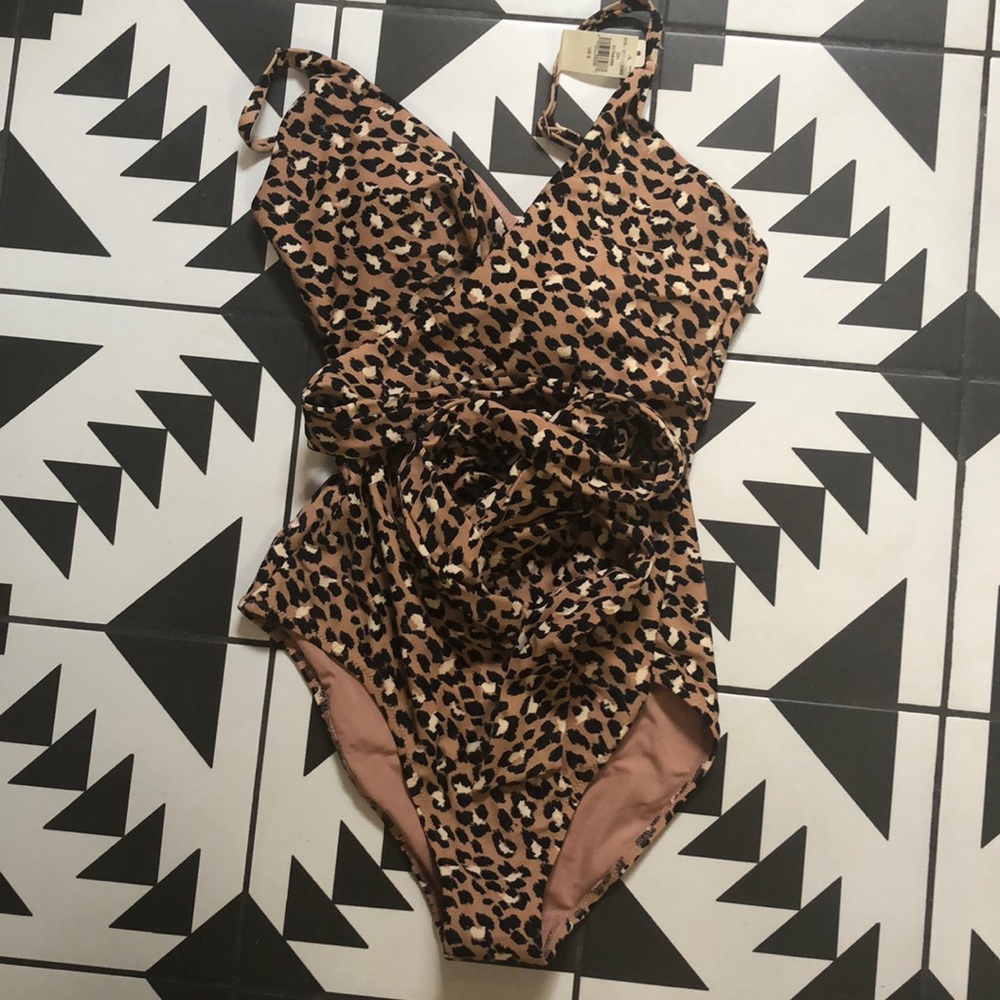 Aerie wrap one piece leaped small